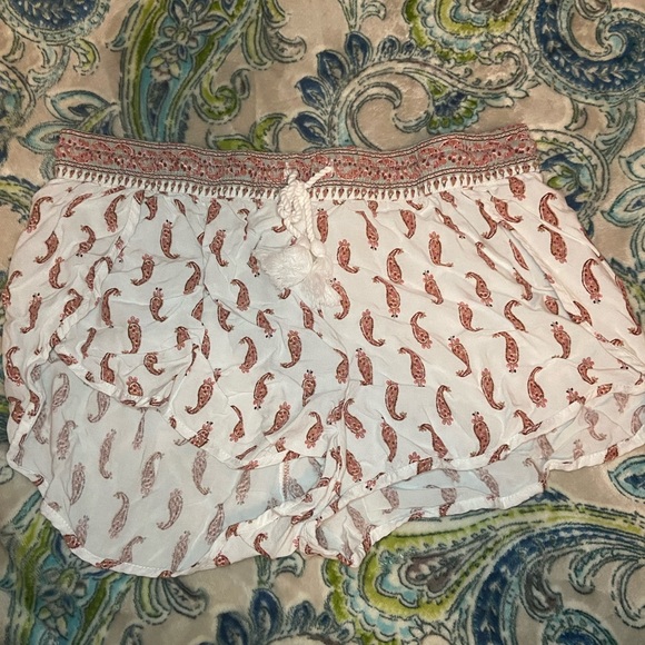 FOREVER 21 printed soft shorts - Picture 1 of 4